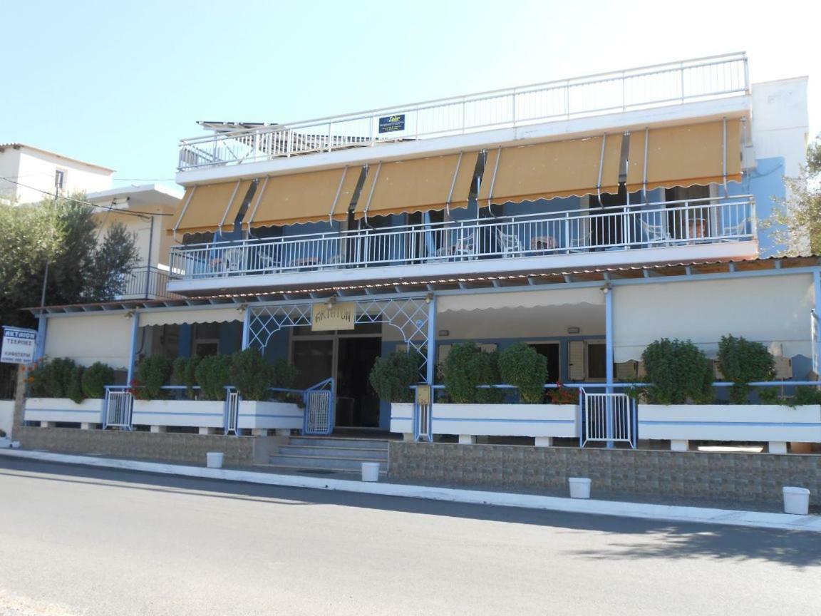 Horizon Aktaion Aparthotel Kalamata Bagian luar foto