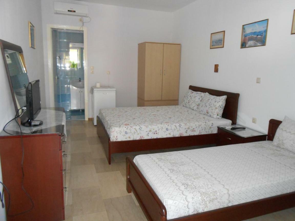 Horizon Aktaion Aparthotel Kalamata Bagian luar foto