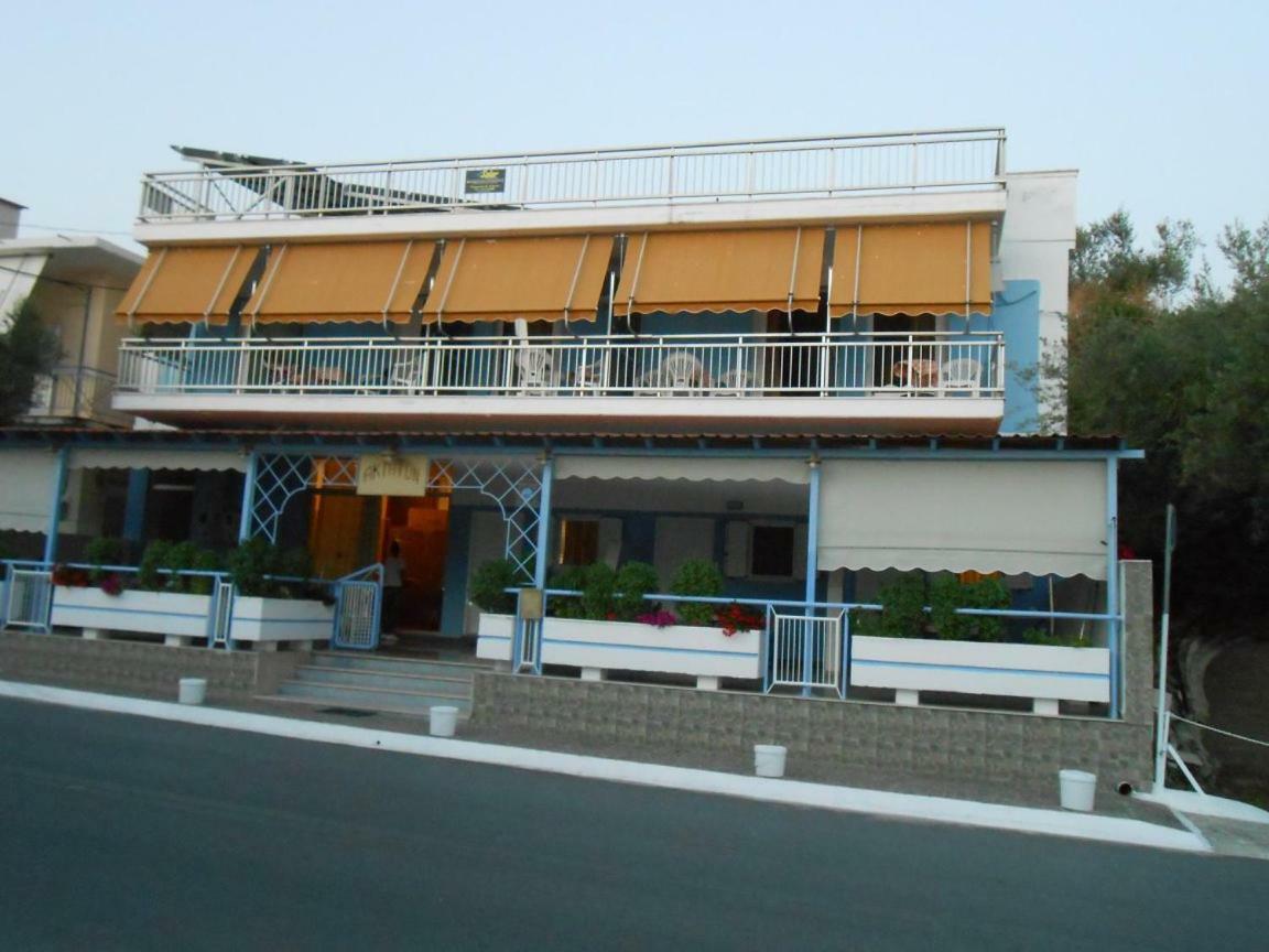 Horizon Aktaion Aparthotel Kalamata Bagian luar foto
