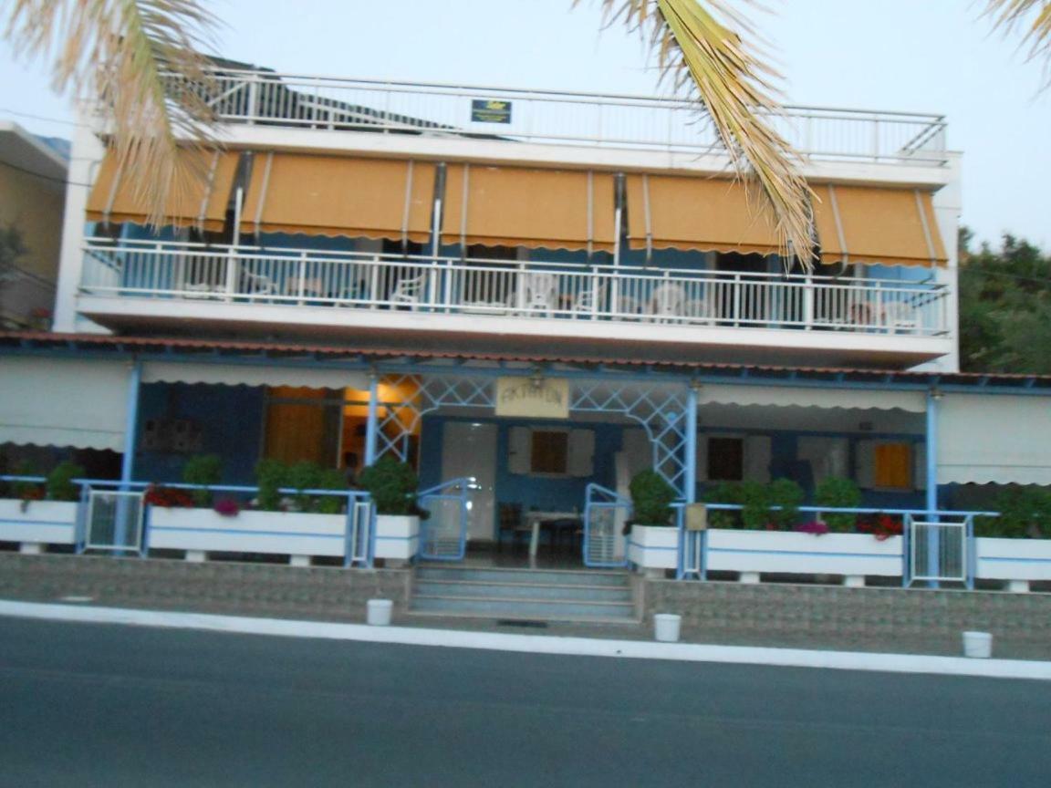 Horizon Aktaion Aparthotel Kalamata Bagian luar foto