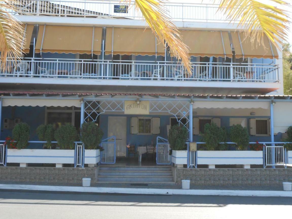 Horizon Aktaion Aparthotel Kalamata Bagian luar foto